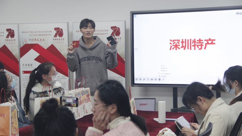 叉车安全操作规范图解：保障作业安全的关键指南