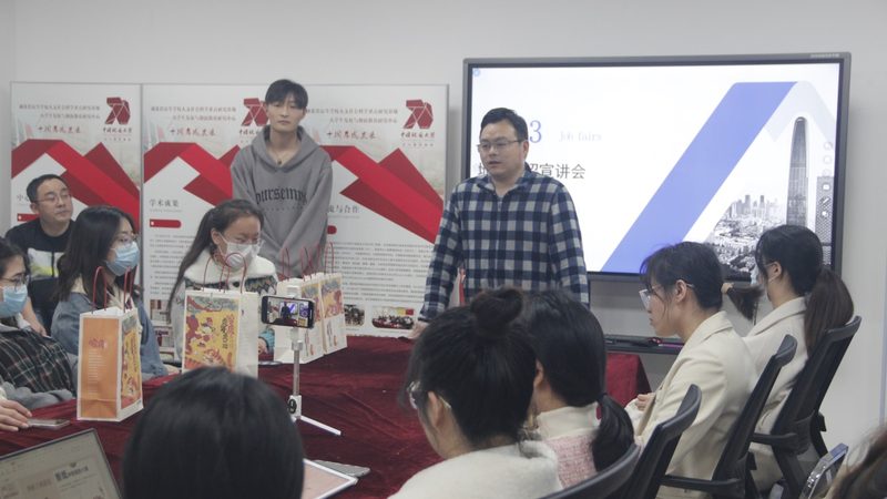 小标题：面试辅导的重要性